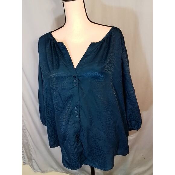 Zac & Rachel Woman teal blouse ,three quarter sleeves - Picture 1 of 5